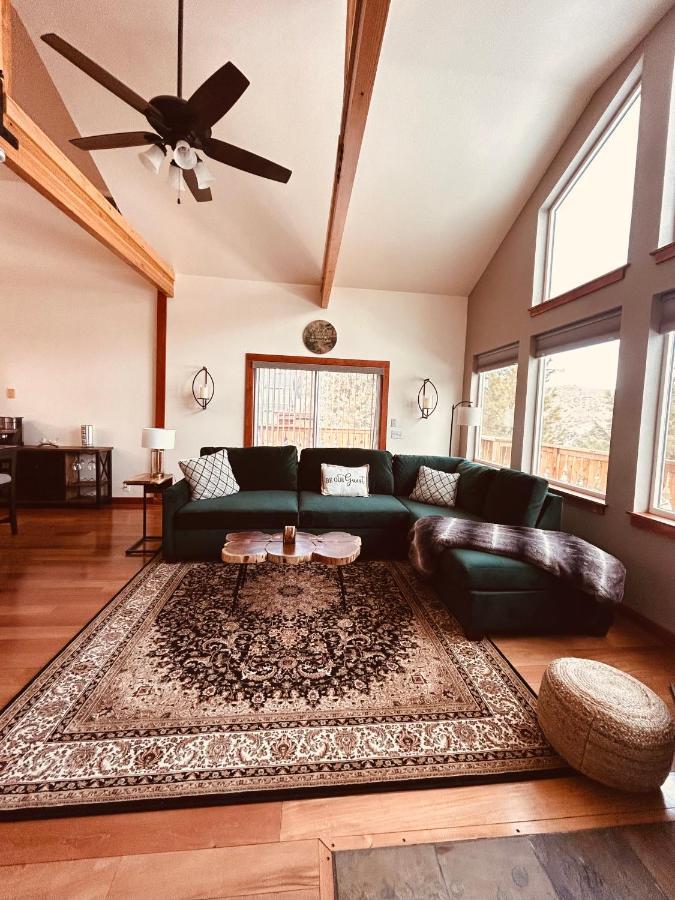 Twin Pines Cabin In Wilderness Ranch On Hwy 21, Amazing Views, 20 Ft Ceilings, Fully Fenced Yard, Pet Friendly, , Go Paddle Boarding At Lucky Peak, Or Snowshoeing In Idaho City And Take In The Hot Springs, Sleeps 10! บอยซี ภายนอก รูปภาพ